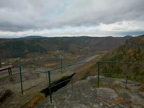 Růžová vyhlídka u Děčína v Českém Švýcarsku
