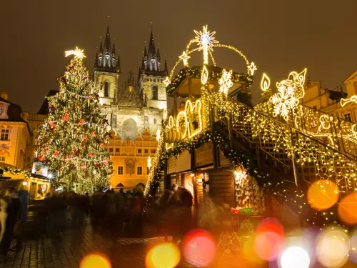 Silvestr v Praze: poslední noc v roce ožije Staroměstské náměstí velkolepou party
