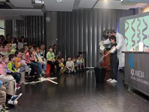 Zábavná science show