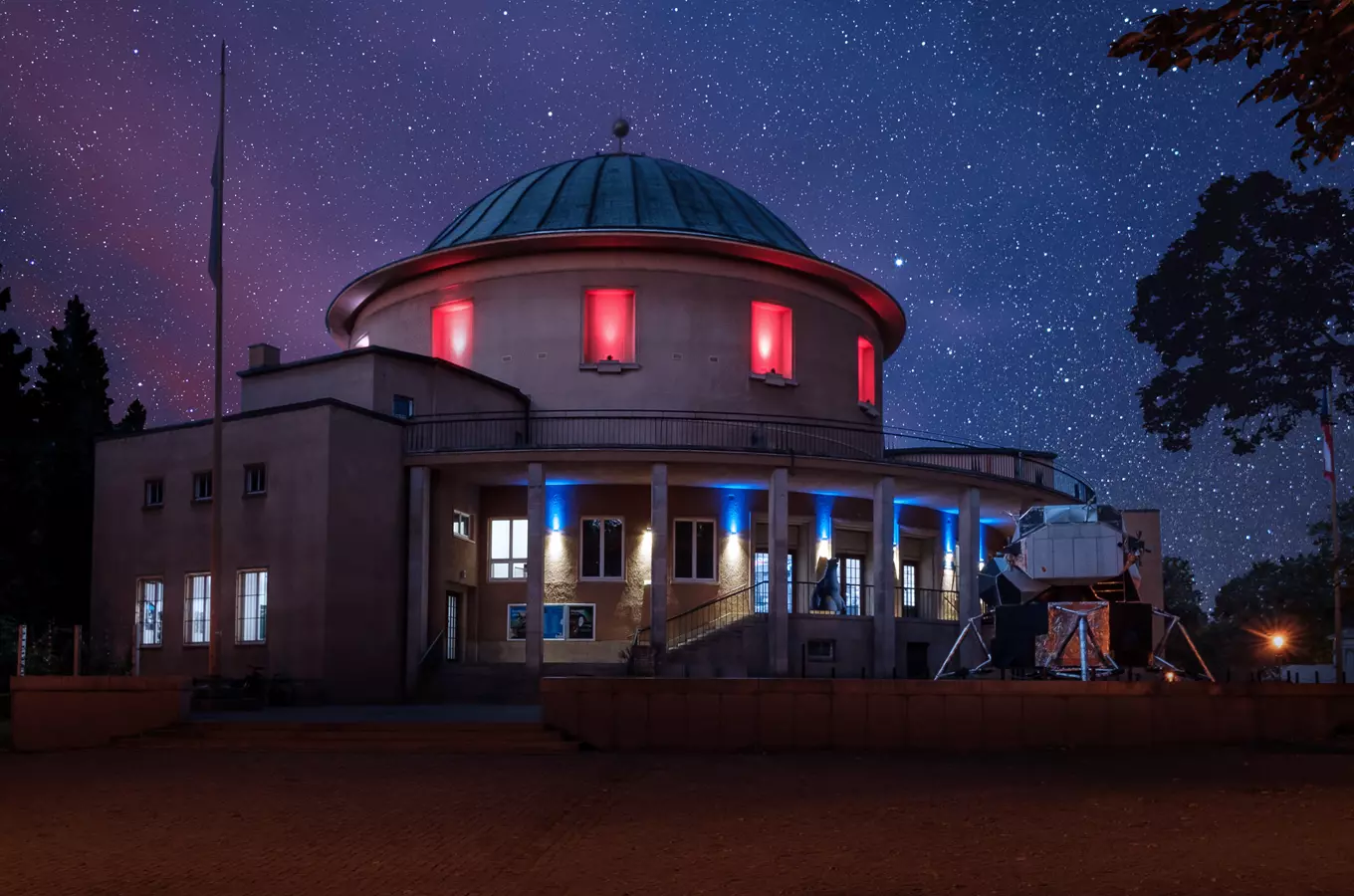 Planetárium Praha se stane nejmodernějším planetáriem s první LED kopulí v Evropě