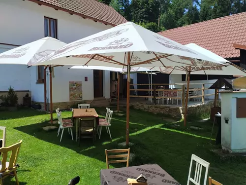 Restaurace a gastronomie