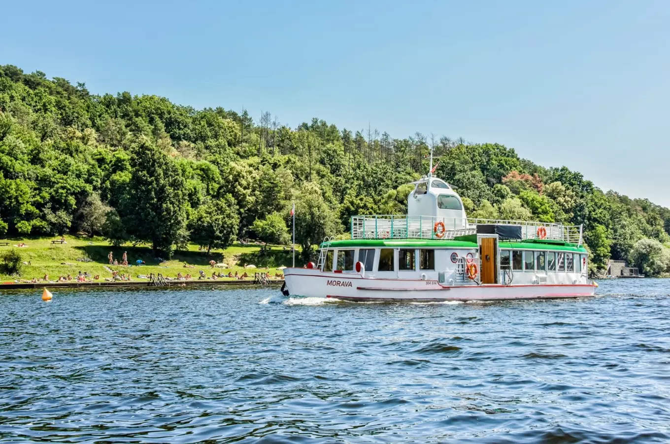 Návštěvu Brněnské přehrady si můžete prodloužit prohlídkou zoo či hradu Veveří
