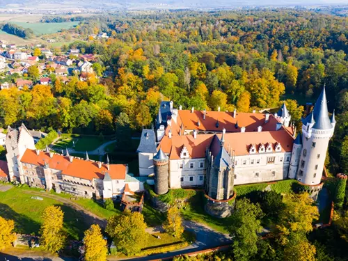 Sezóna na hradech a zámcích ještě nekončí – nenechte si ujít speciální prohlídky