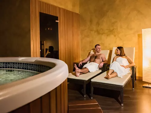Romantický Valentýn ve Spa&Wellness Aquapalace Praha  – společná masáž a relax v páru