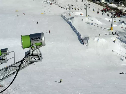 Rájem snowboardistu je skiareál Billabong Snowpark Svatý Petr ve Špindlerove Mlýne