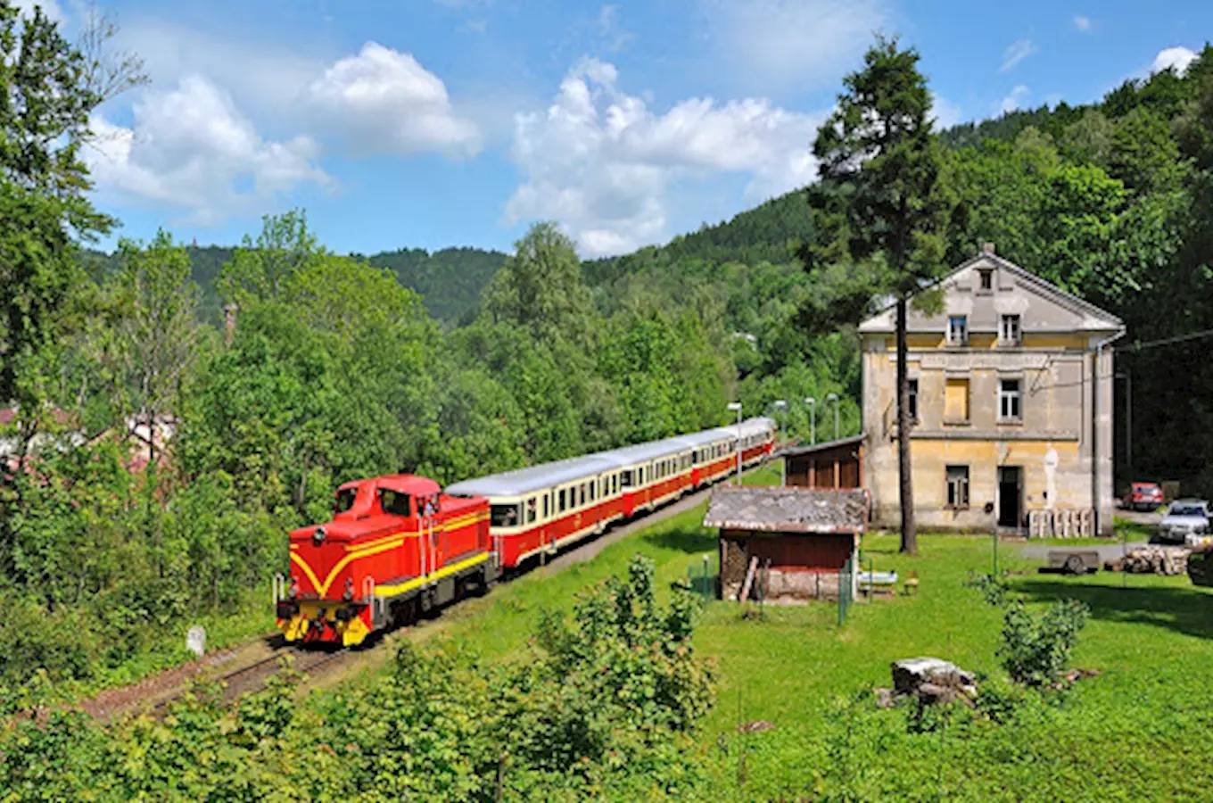 Zubačka v Tanvaldu láká na nostalgické jízdy