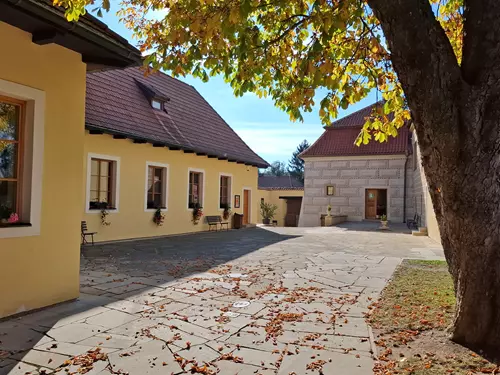 Nádvoří
