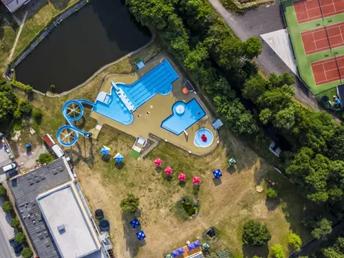 Krytý plavecký bazén a venkovní Aquapark v Hořovicích