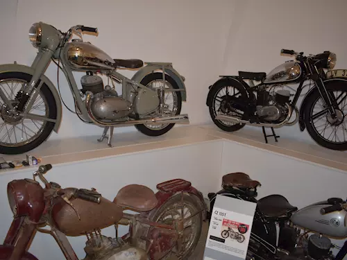 Klášterní muzeum- expozice československých motocyklů 