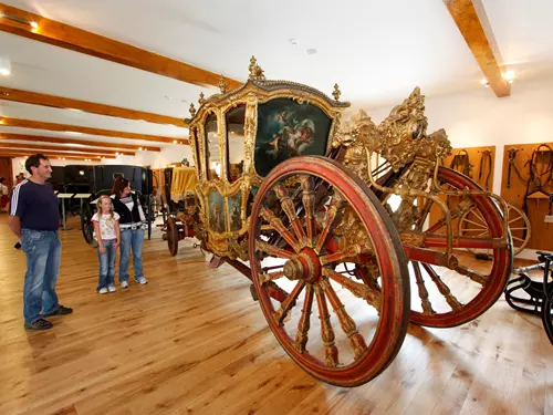 Muzeum historických kočárů v Čechách pod Kosířem se otevře v novém kabátě