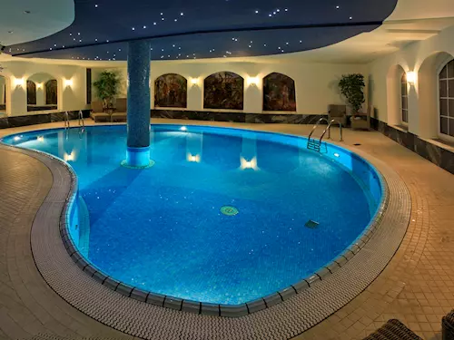 relaxacní hotelový bazén