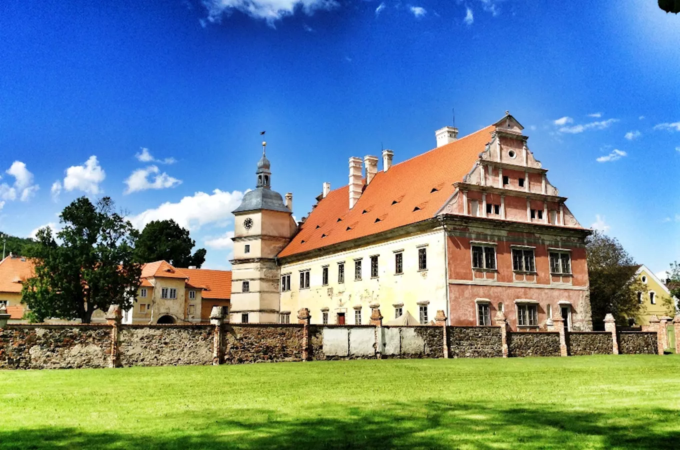 Zámek Červené Poříčí – zámek skrytých pokladů