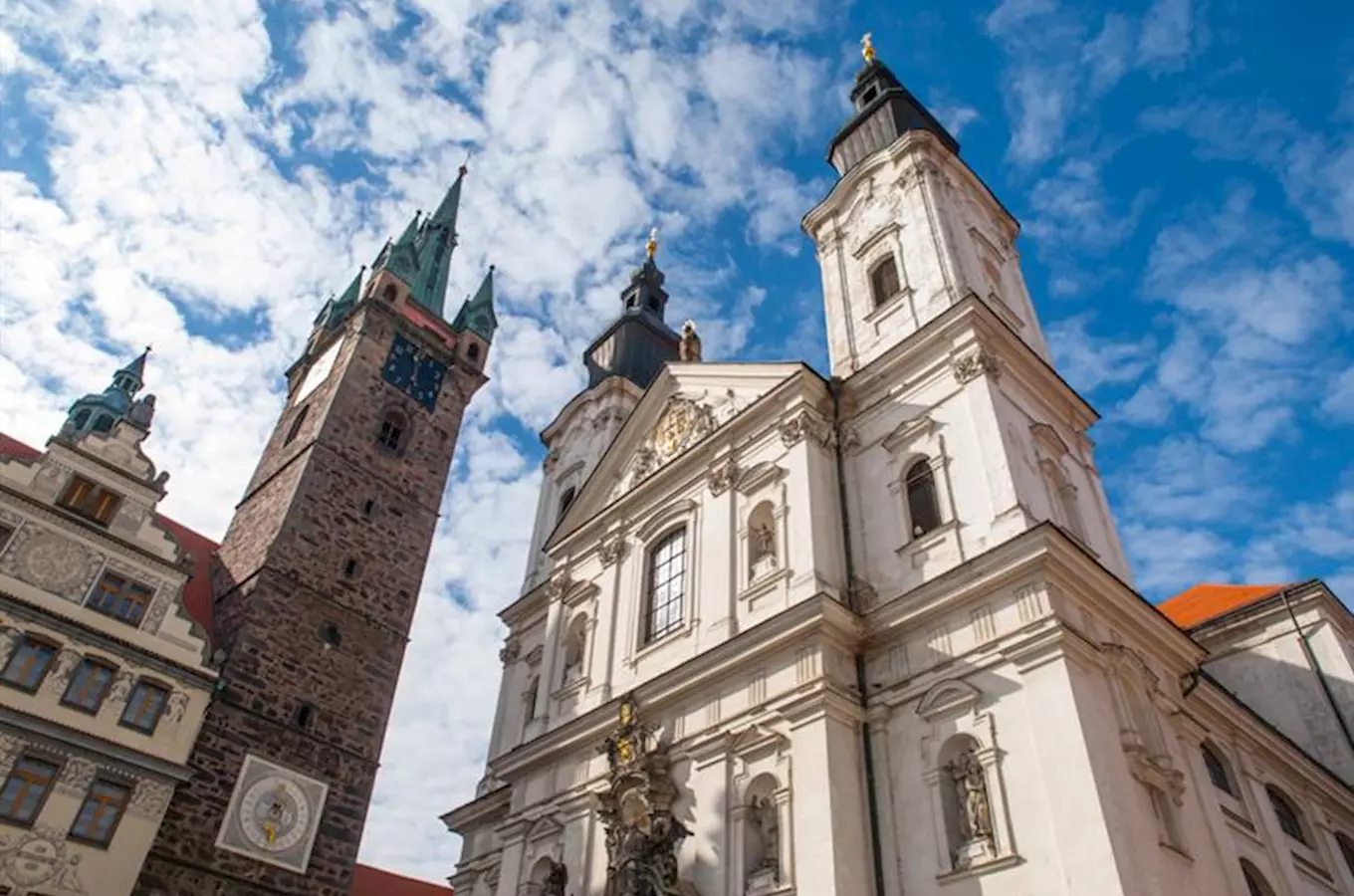 Kostel Neposkvrněného početí Panny Marie a sv. Ignáce v Klatovech