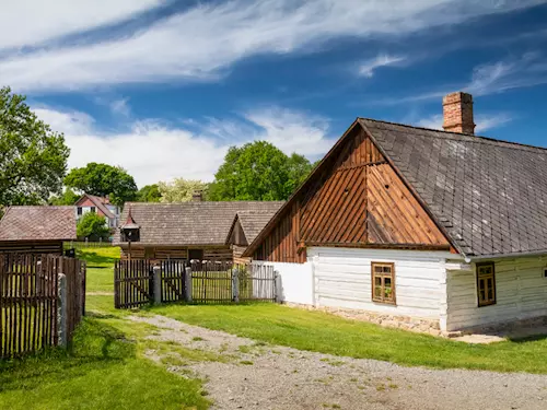 Skanzeny, lidová architektura, Kudy z nudy