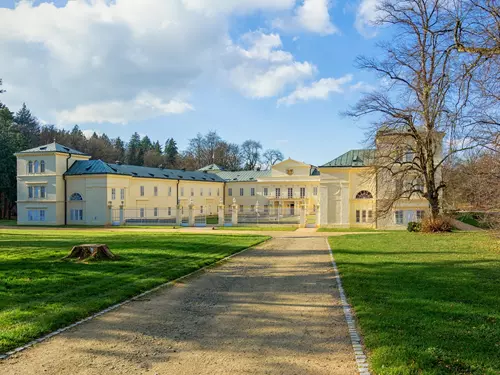 Zámek Kynžvart – sídlo Metternichů s anglickým parkem