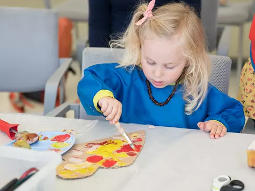 Nedělní kreativní dílna pro děti v krajské galerii