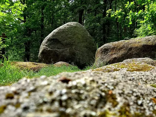 Udělejte si výlet k Jesenickému viklanu na Rakovnicku