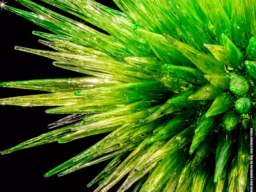 Dale Chihuly, Uranium Green Icicle Chandelier (detail), 2018 © Chihuly Studio