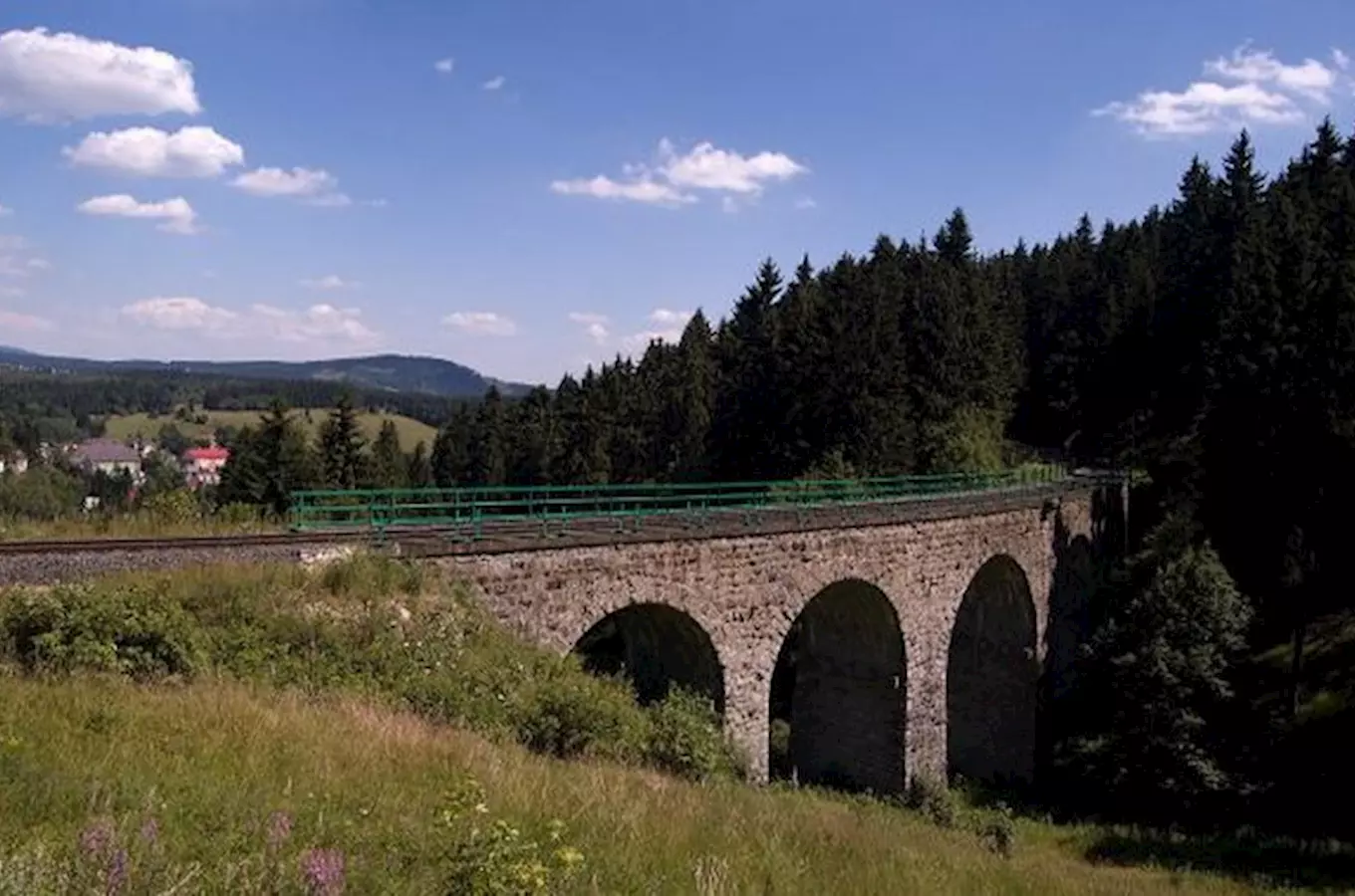 Krušnohorský semmering – projížďka malebnou horskou krajinou