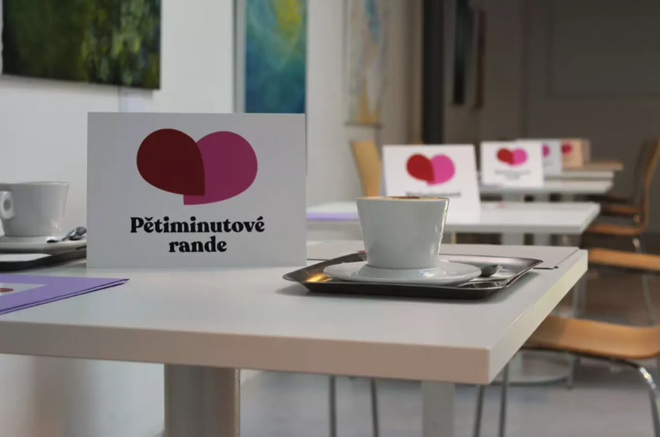 Pětiminutové rande – speed dating seznamka v Hradci Králové