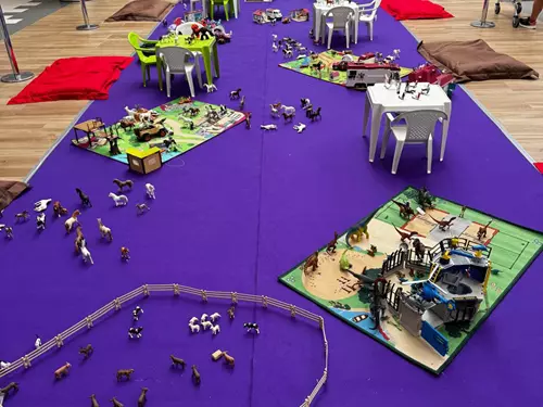 Hrací zóna Horse Club od Schleich v OC Rokycanská