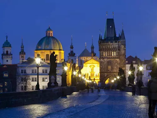 Pražské veže se prevléknou do nového kabátu
