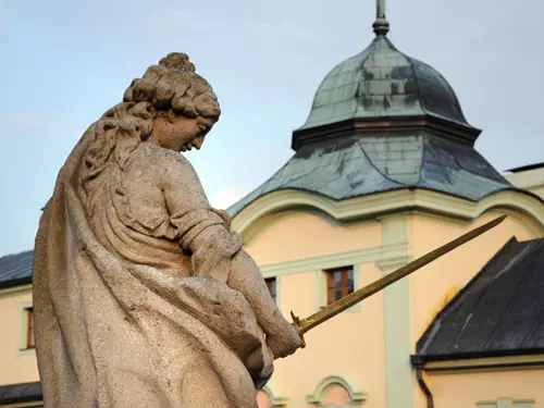Tajemství manětínských soch