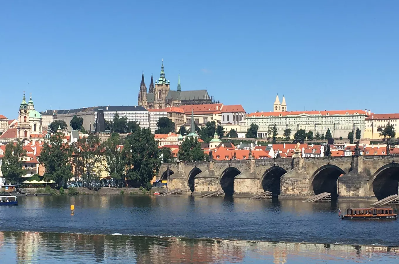 Praha s námi