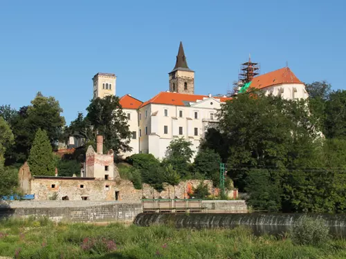 Komplex Sázavského kláštera prošel obnovou, požehná mu kardinál Duka