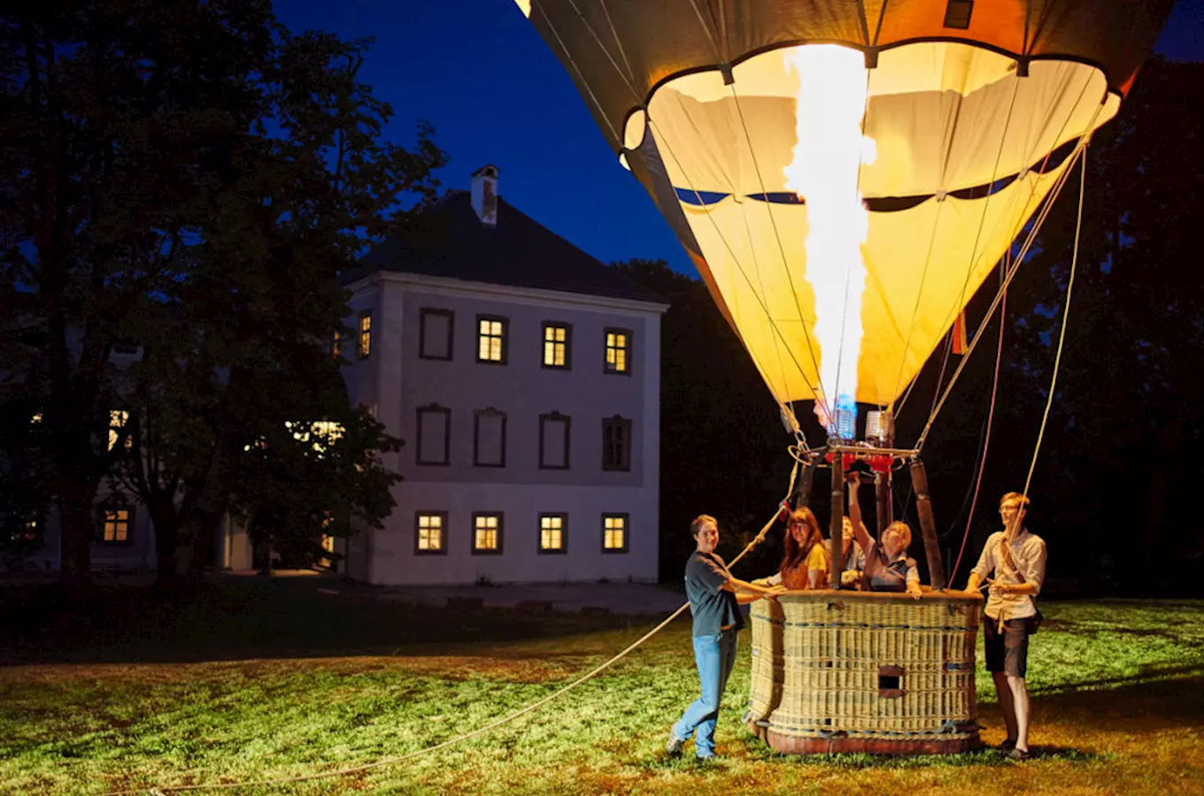 Balónový zámek Radešín – vyhlídkový let balónem přes Vysočinu