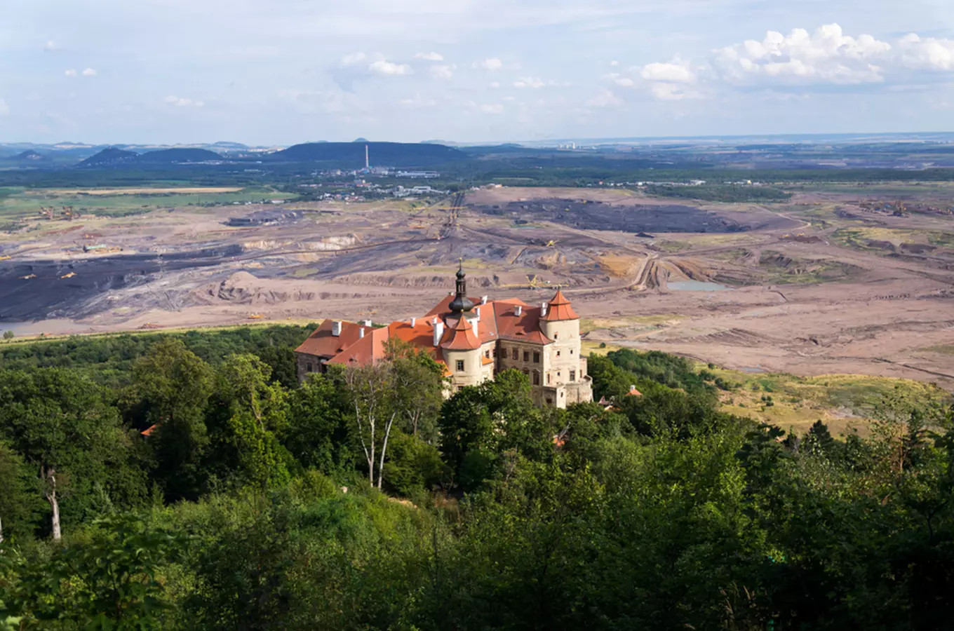 Zámek Jezeří se dostal na seznam nejohroženějších evropských památek 