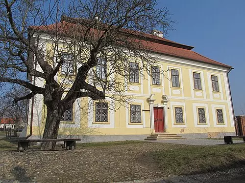 Zámek Bušovice