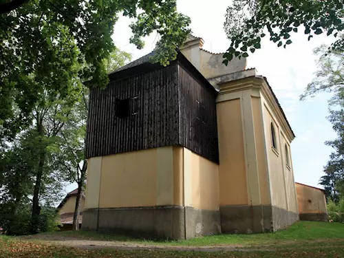Kostel sv. Jana Nepomuckého ve Stříbrné Skalici