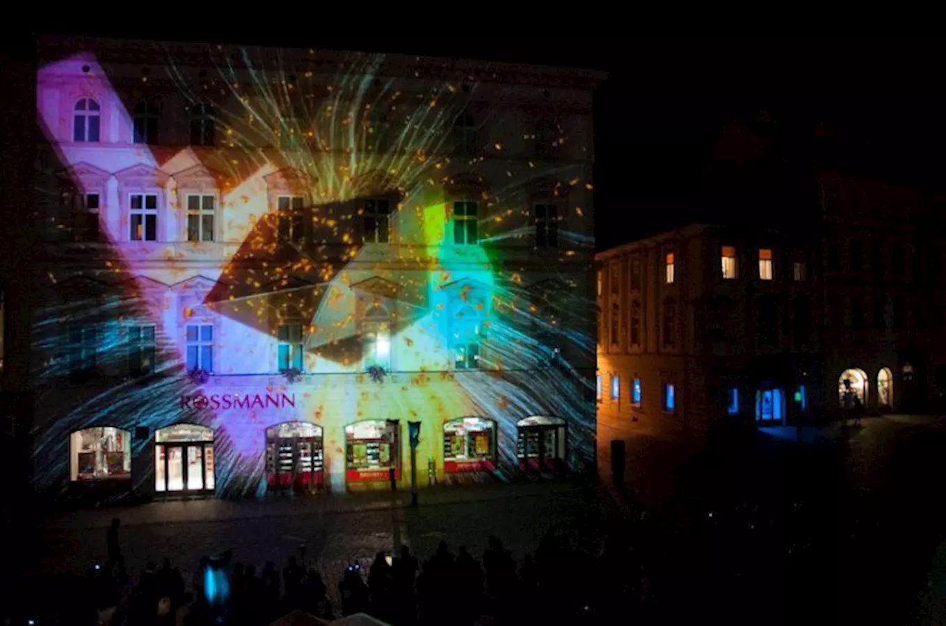Vzáří – Mezinárodní festival světla a videomappingu v Olomouci