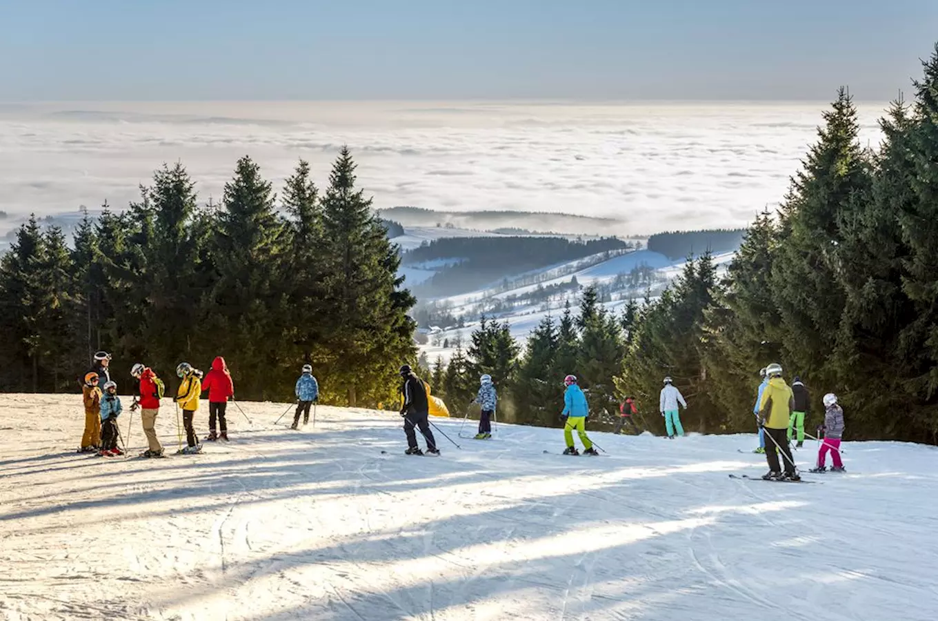 Den hor: slavnostní zahájení lyžařské sezony a místa, kde už se lyžuje
