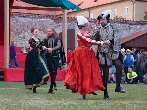 Jarní renesancní ples v Emauzském kláštere v Praze