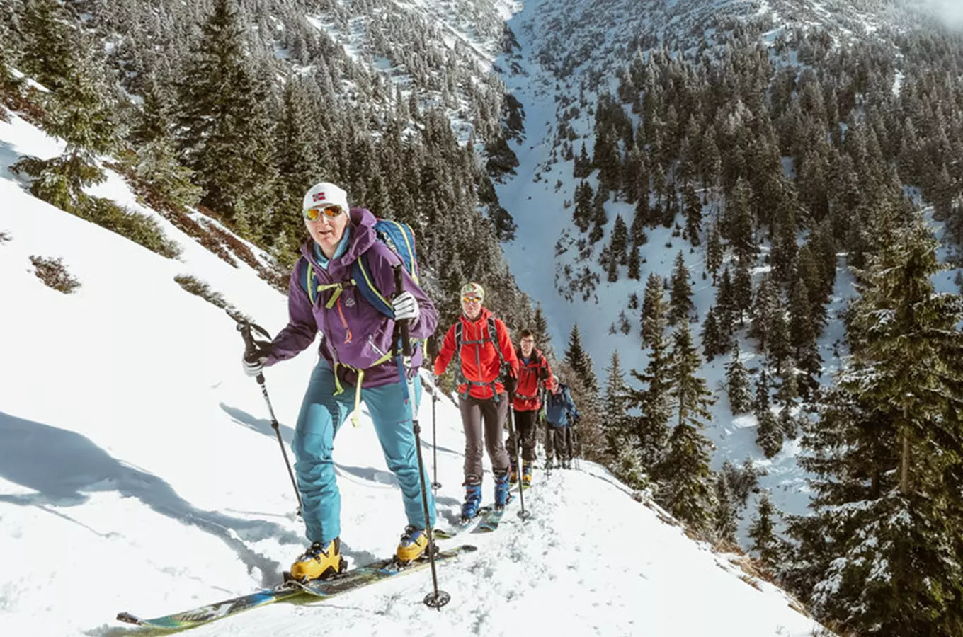 HUDYsport Špindlerův Mlýn – skialpy přímo na horách