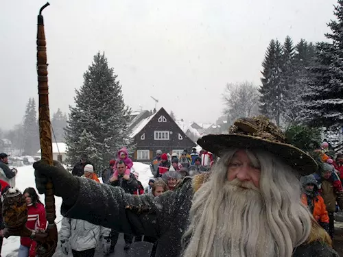 Krakonoše bude doprovázet pruvod nejruznejších masek