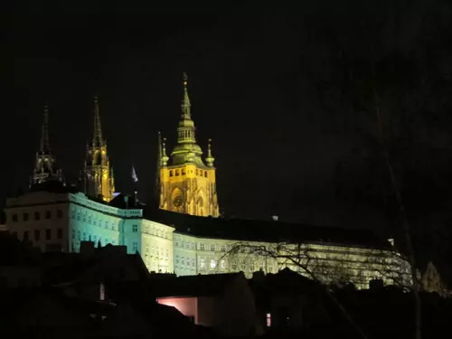 Adventní procházka: Pražský hrad pod rouškou noci