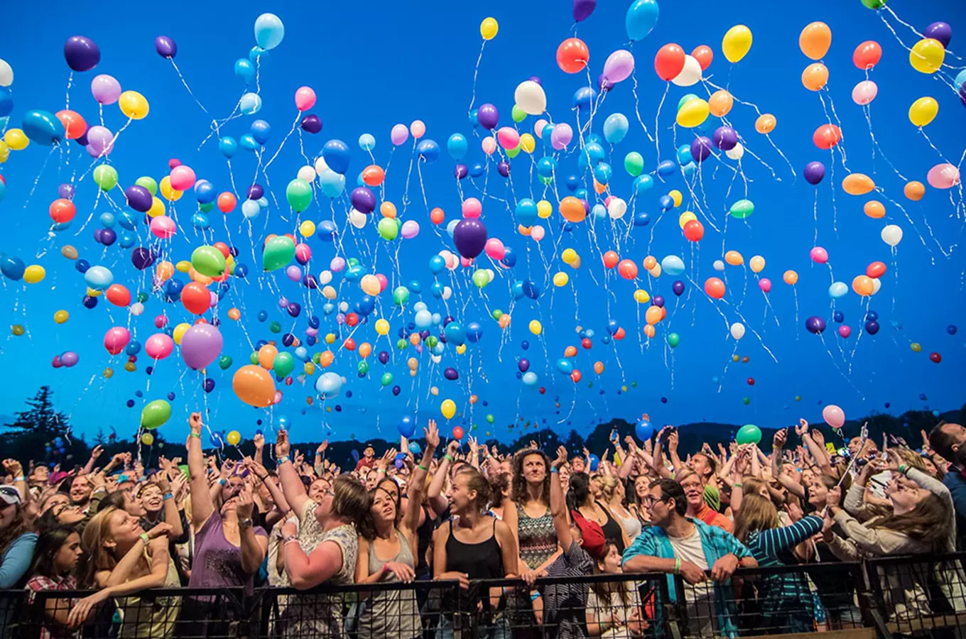 Holešovská Regata vás pobaví nejen netradičními plavidly, ale také skvělou muzikou