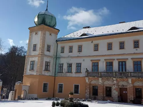 Zimní prohlídky zámku Adršpach