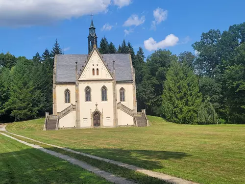 Schwarzenberská hrobka u zámku Orlík