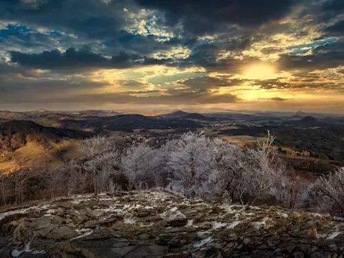 Vrchol Klíč v Lužických horách – jeden z nejkrásnějších rozhledů v Čechách