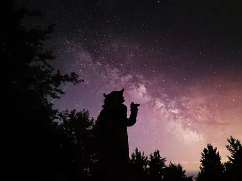 Bába, Veles, Mokoš nebo Radegast: kde potkáte staré slovanské bohy?