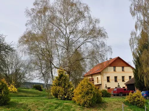 Penzion a farma Chumecký mlýn u Křenic
