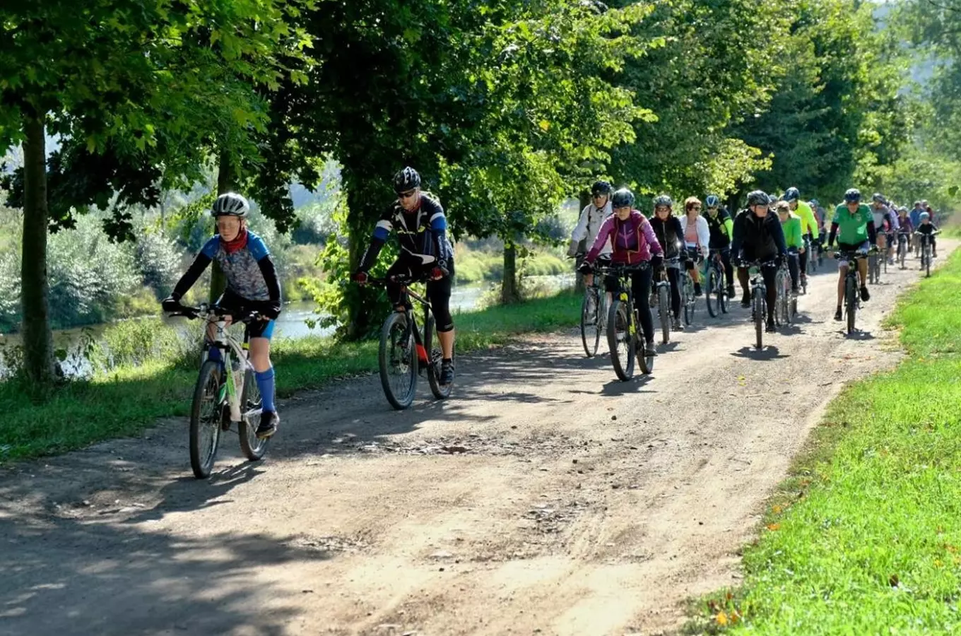 Tip na výlet na kole po Greenway Jizera: podél řeky za přírodou a historií