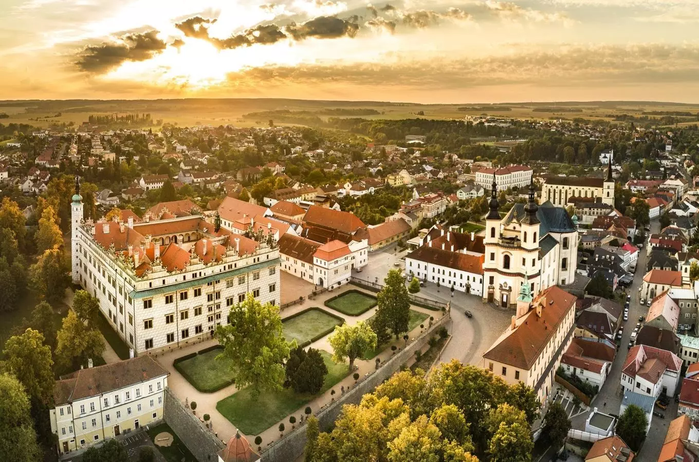 Evropská stezka hradů a zámků, Kudy z nudy