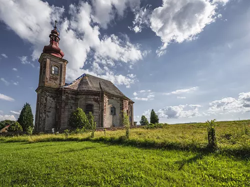 Kostel Všech svatých v Heřmánkovicích