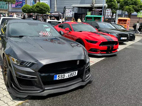 24 hodin pro Kuře a Escape6 Meet 2025 v OC Letňany