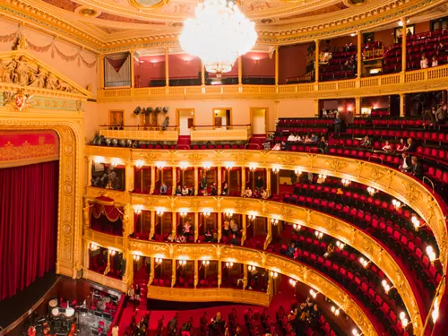 Opera Národního divadla zve na tři lednové premiéry